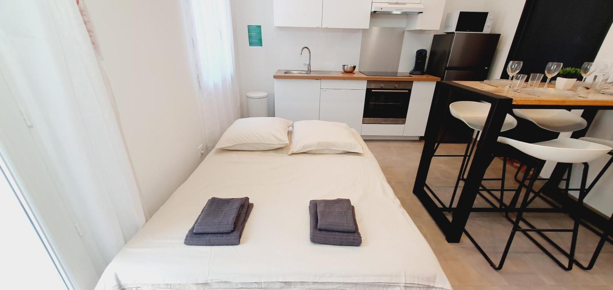 Apartment Via Domitia
